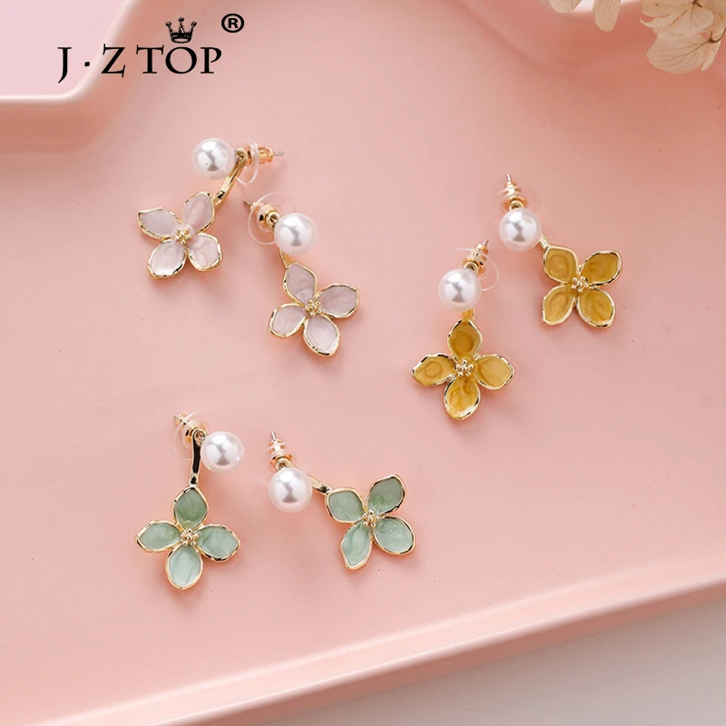 

Sweet Imitation Pearl Flower Stud Earrings For Women Short Petal Earrings Femme Brinco Summer Jewelry Gifts