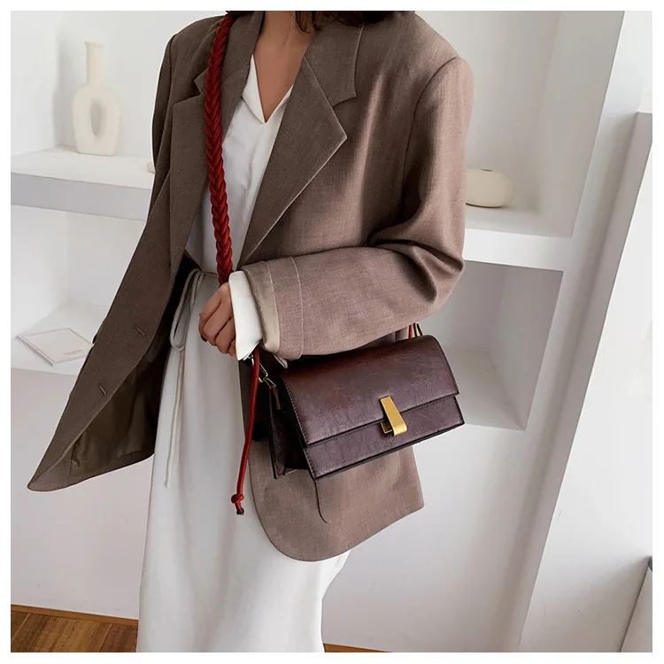 Женская сумка в стиле ретро, новинка, известный бренд, роскошная дизайнерская сумка-мессенджер, модная маленькая квадратная тканый ремешок, сумка через плечо