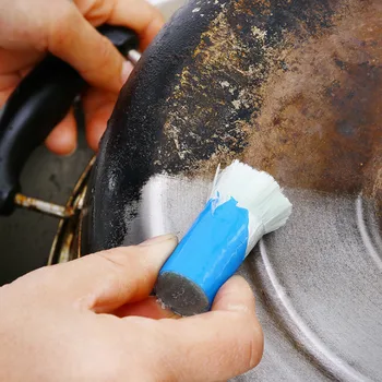 

1Pcs Bottom of The Pot Cleaning Brush Pan Washing Magic Stick Metal Oxide Wash Brush Useful Kitchen Cleaner Tools