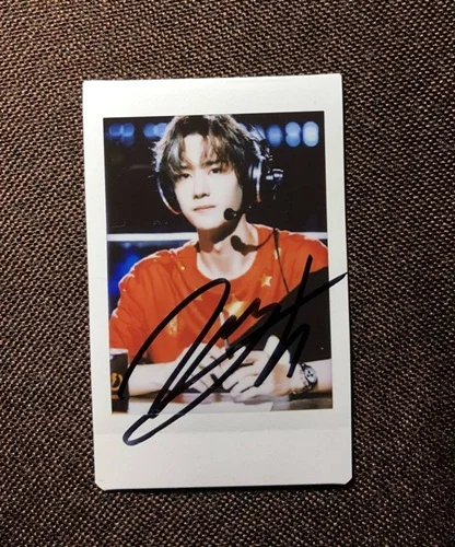 Ручная подписка YiBo Xiao Zhan autographed polaroid автограф Untamed 3 дюйма 89 К - Цвет: 1