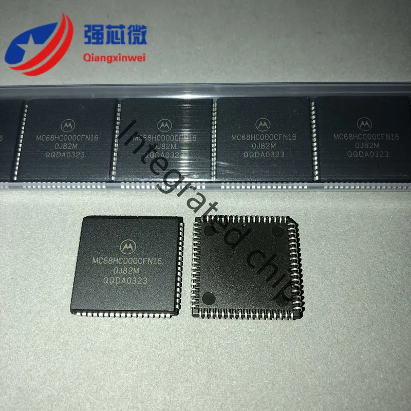 Интегральный чип MC68HC000CFN16 MC68HC000 | Электроника
