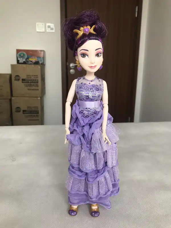 jouet descendants disney