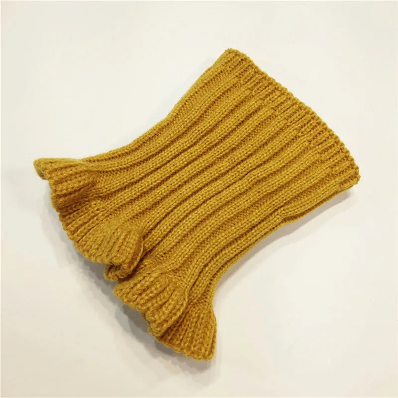 12156126742_1906896218