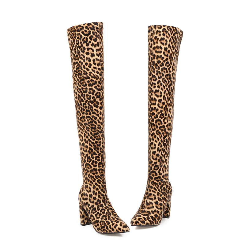 Большие размеры 46; Женские Сапоги выше колена; высокие зимние эластичные сапоги на высоком каблуке 8,5 см; женские облегающие фиолетовые сапоги на блочном каблуке - Цвет: Leopard
