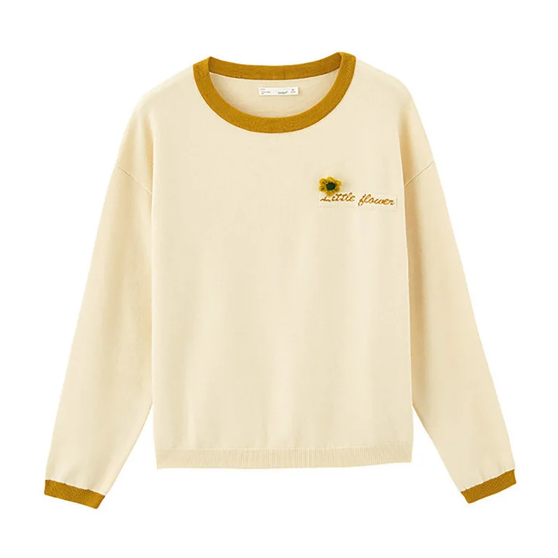 INMAN Winter New Arrival Literary Cute O-neck Brooch Jacquard Women Pullover - Цвет: Light Yellow