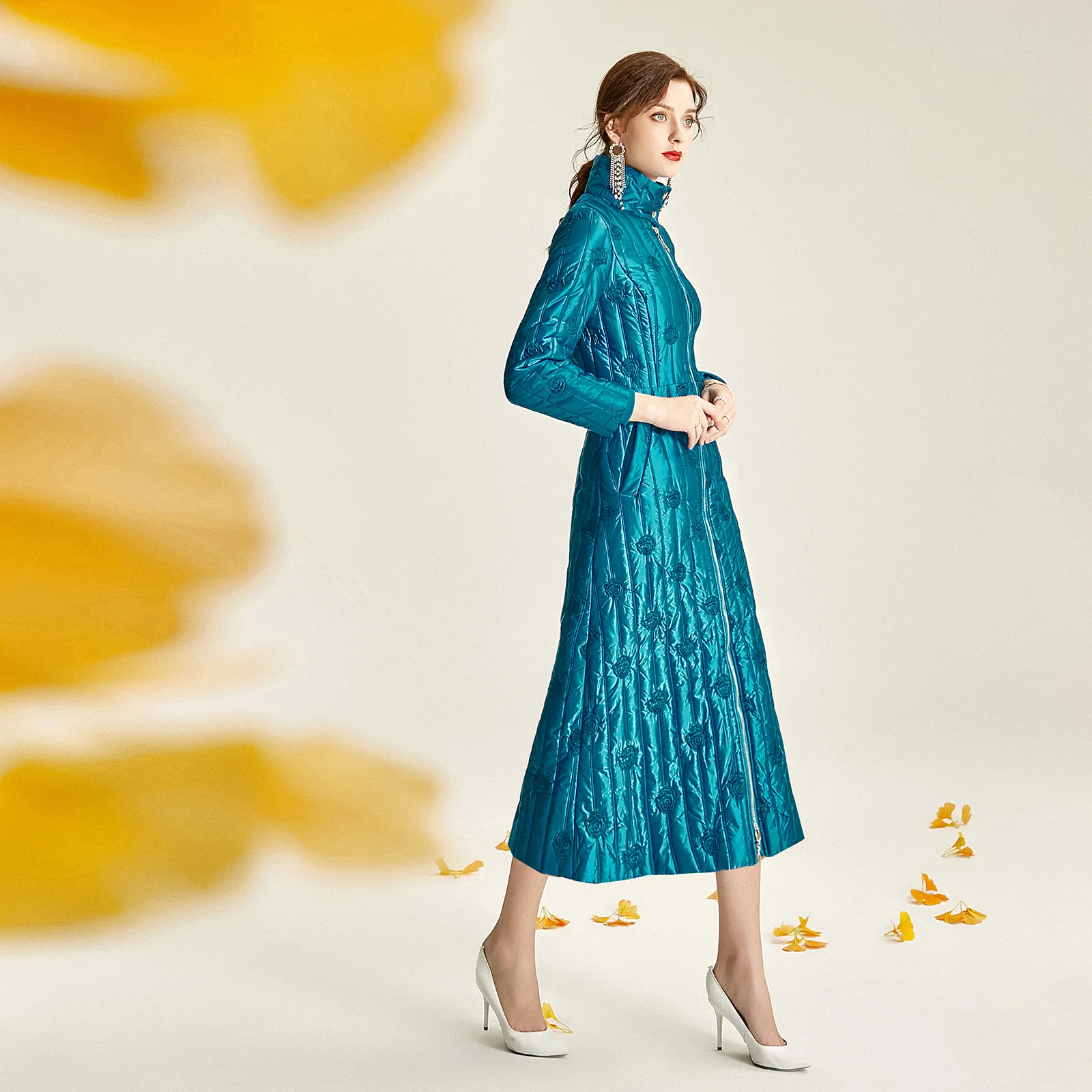 

2020 Xlong Warm Coat Women Jacket Winter Feather Bloated Embroidered Stand Collar Slimming Elegant Long Cotton Female Jacket