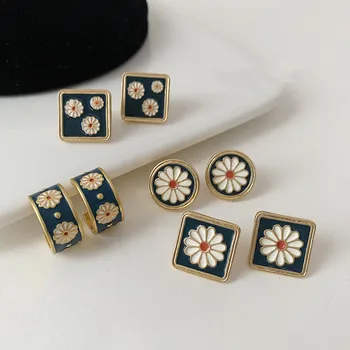 

2020 Korean Enamel Flower Geometric Square Round Stud Earrings for Women Retro Relief Metal Statement Earrings Party Jewelry