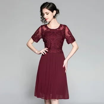 

2019 Autumn Solid Color Short Sleeve Gao Waist Embroidery Splicing Pleated Mesh Temperament Slim Dress