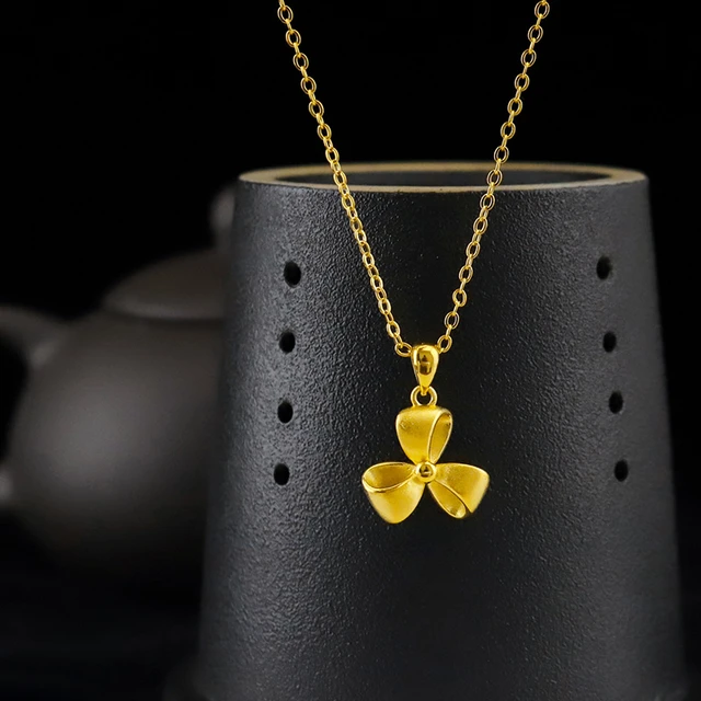 18kt Solid Gold Small 3 Clover Pendant Ladies Necklace 16 Yellow