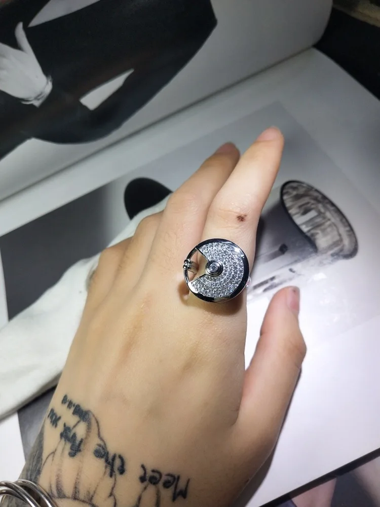 

Famous brand jewelry Amulette ring 925 Sterling cubic zirconia round disc spell amulet finger ring for women girls