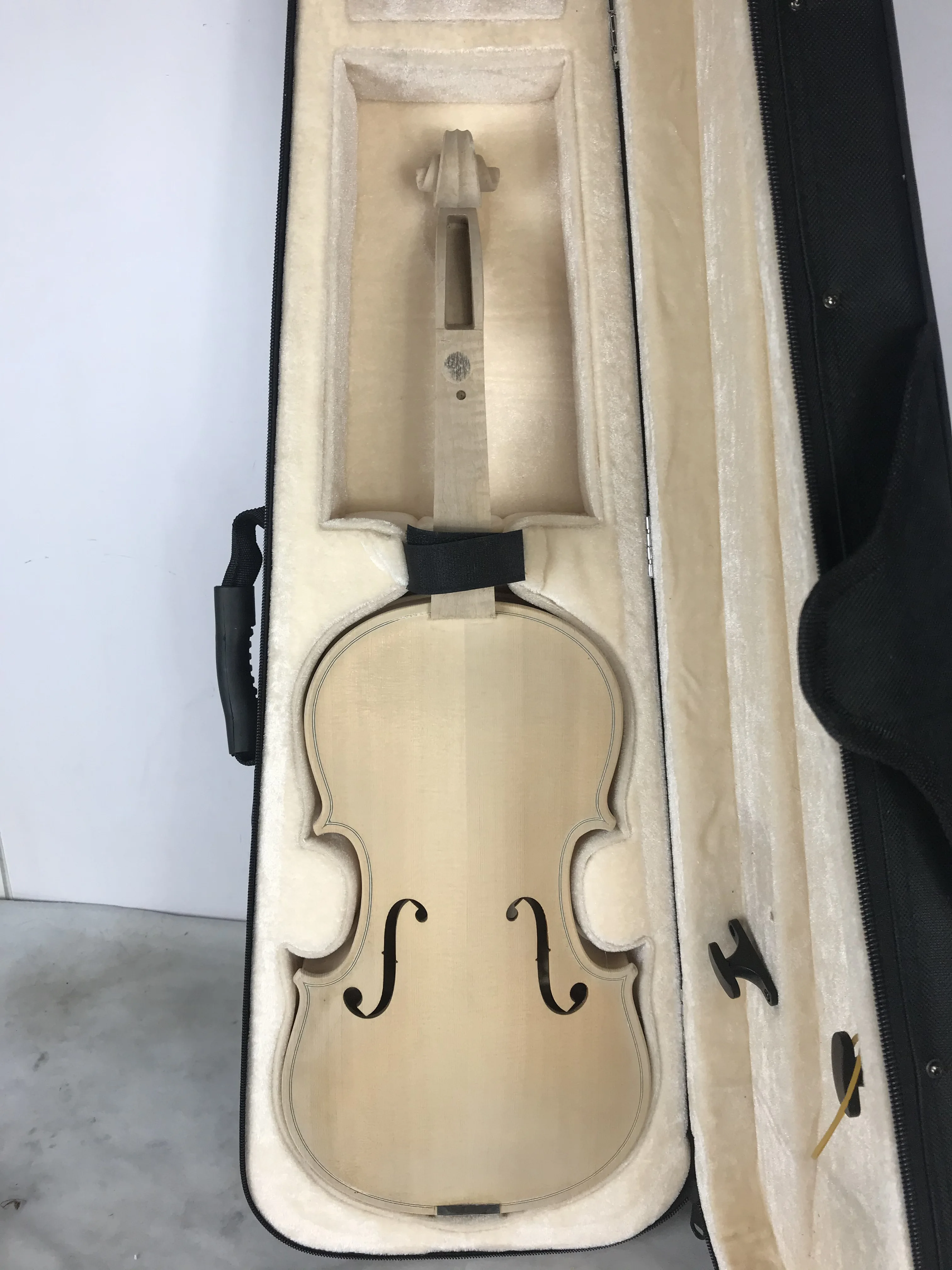 

Violin 4/4 Unfinished Flamed Maple Back Side Spruce Top 100% Handcarved Solid Wood Body Unvarnished with Triangle Foam Case