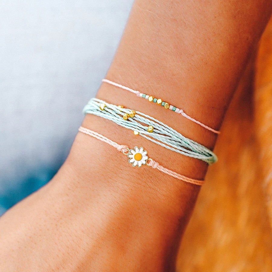 4_0000s_0038_3F9A6670_1200x1200_crop_center