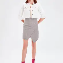 Trendyol серая клетчатая юбка TWOAW20ET0178