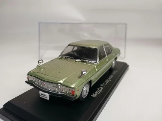 Ряд из 1/43 редких новых специальных литых металлических моделей автомобилей Коллекция игрушек для детей - Цвет: Z