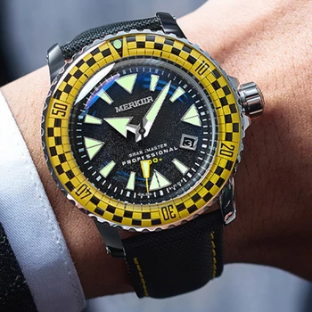 

200M Diving Mechanical Wristwatches Men NH35 Automatic Watch Mens Sports Stainless Steel Watch Sapphire Crystal Swim Diver Watch