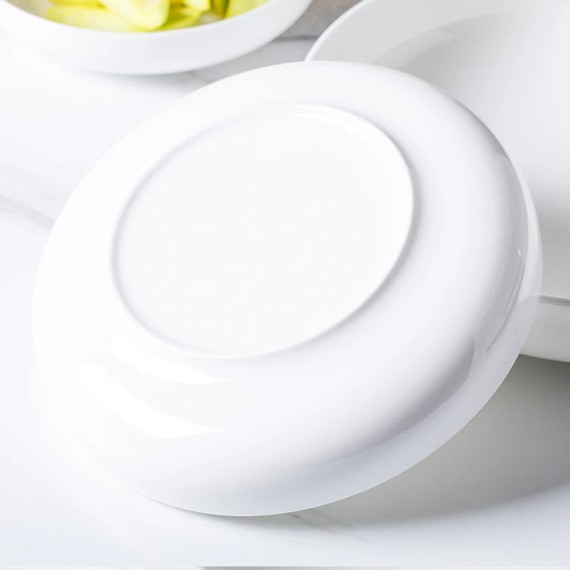 Japanese style white simple ceramic disc creative round ceramic soup plate deep dish salad plate home baked rice steamed eggs