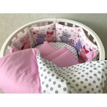 

Комплект в круглую/овальную кроватку "Мультяшки" Комплекты в круглую/овальную кроватку