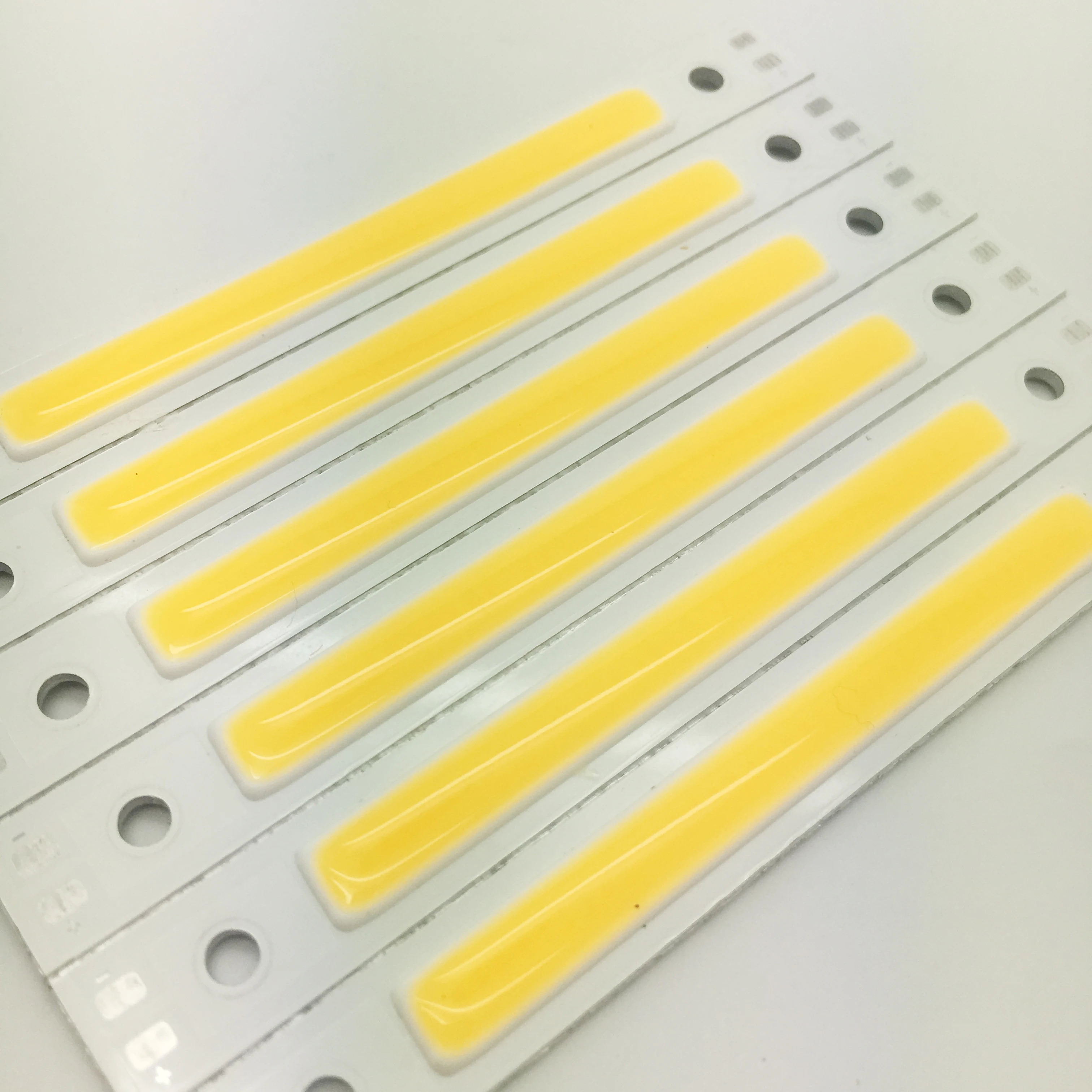 Рисунок 5 - светодиодные ленты COB DC9V 7 Вт