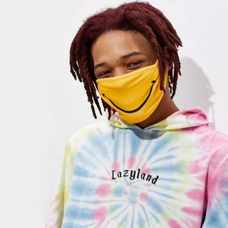 

Smiley Face Printing Cotton Breathable Mask Male Hanging Ear Type Delicate Stitching Fashion Simple Personality Comfortable Mask