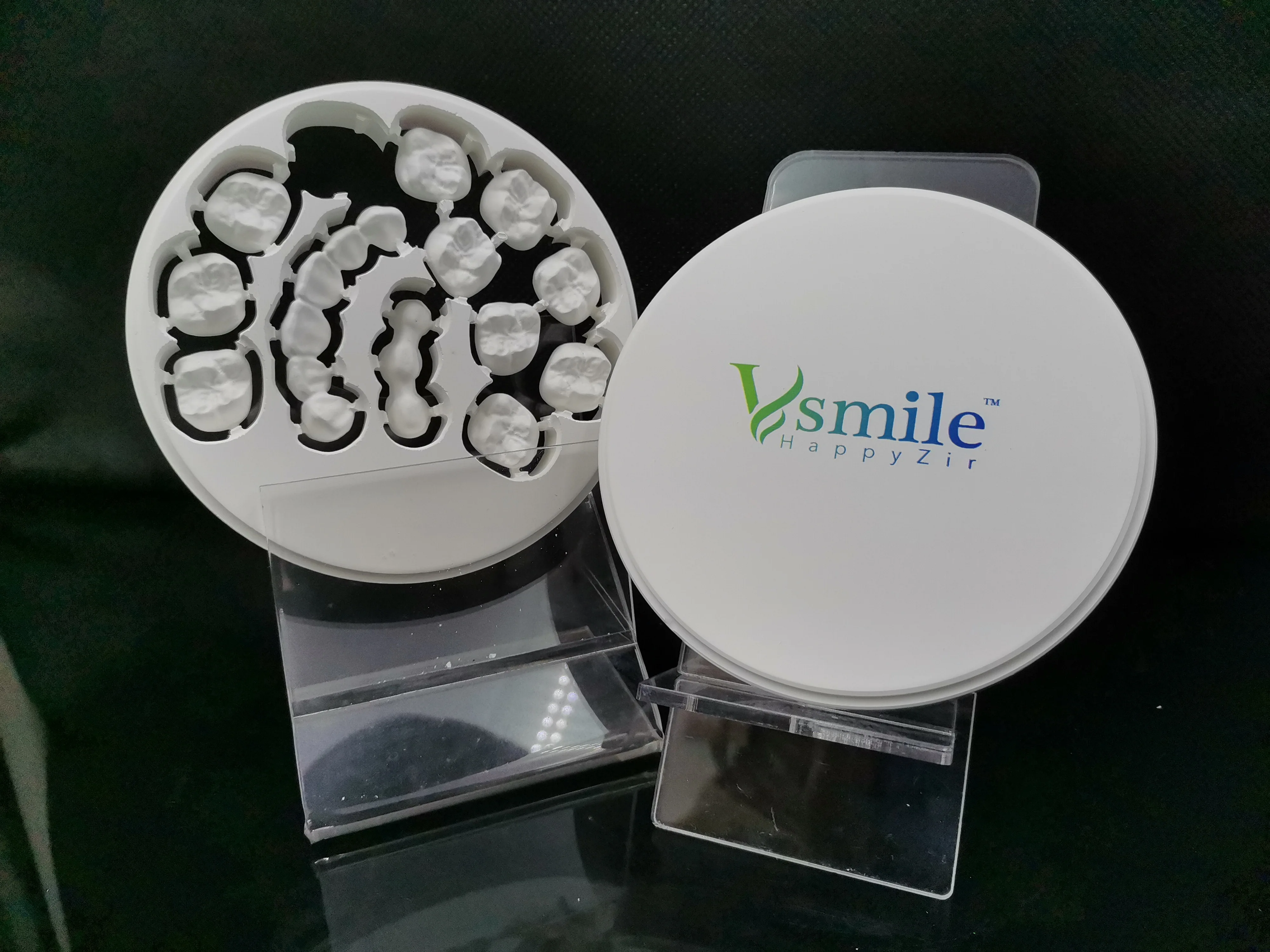 

HappyZir 3D Pro Multilayer Zirconia Block Vita 16 Bleach Preshaded Zirconium Discs Dental Lab Materials CADCAD Milling System