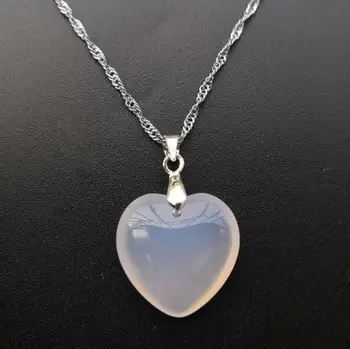 

Natural 3 color Ice Chalcedony Heart-shaped Pendant Jewelry Fine Jewelry agate women's clavicle Necklace Pendant