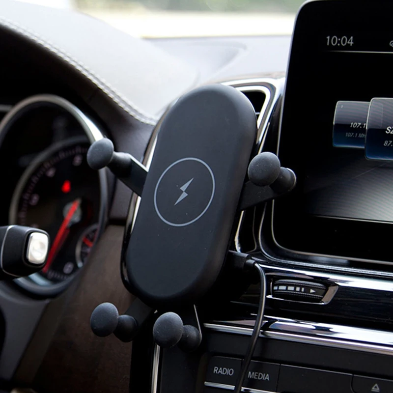

Wireless Auto Clamping Charger Car Fast Charger Smart Automatic Phone Holder Air Vent Mount For iphone 8Plus X XR XS