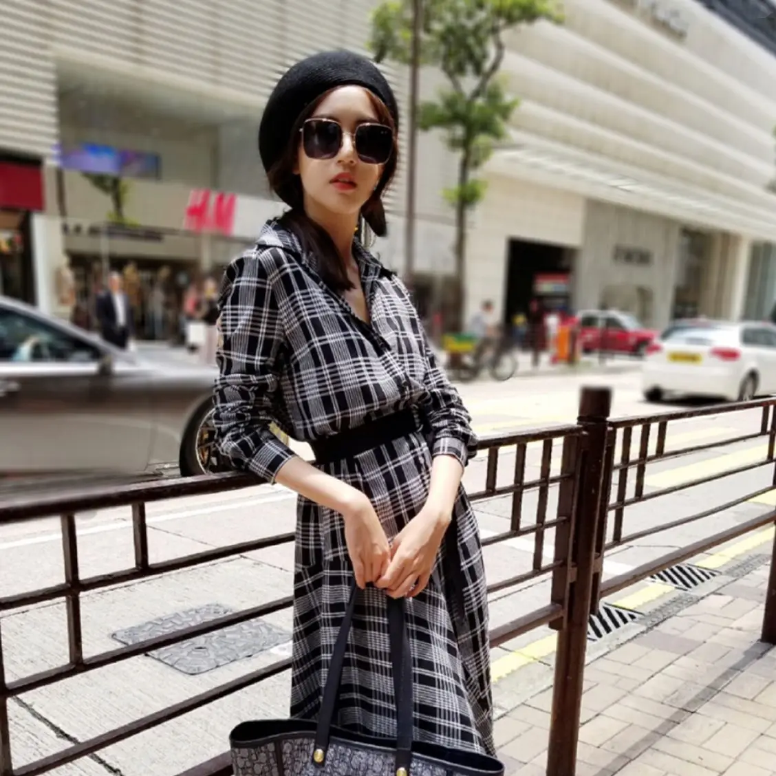 

New 2020 Spring Summer Girdle Pattern Plaid Self Belted Irregular Hem Long Sleeve Long Women's Dress Black-and-white lattice