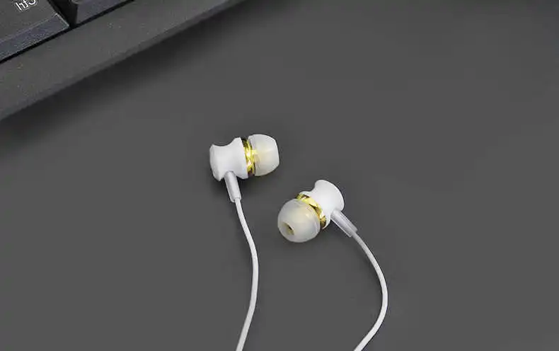 in ear headphones