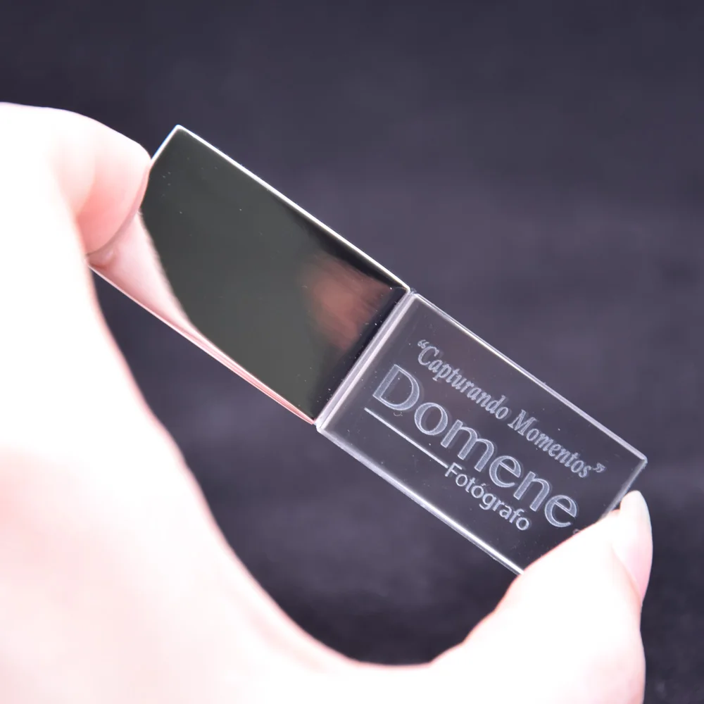 Серебристый умный флеш накопитель с логотипом на заказ Хрустальный Usb объемный