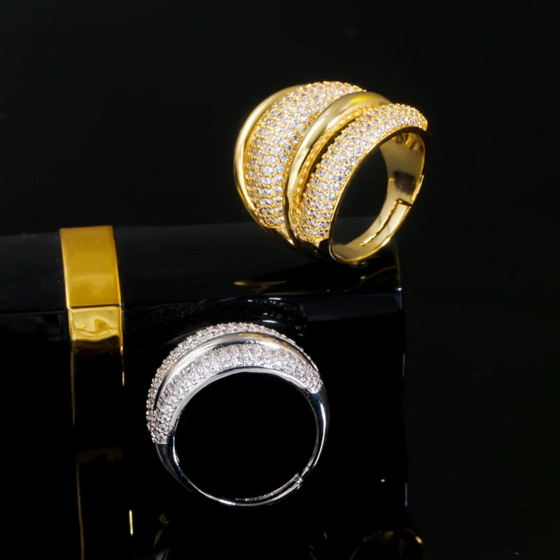 Pera Luxury Resizable CZ Zircon Silver Wedding Ring