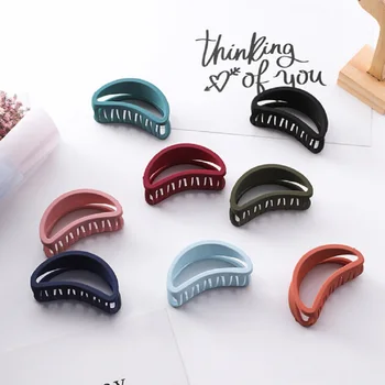 

Dull Polish Hollow Out Acrylic Hair Claw Hairpin Simple Bath Hair Clips Candy Sweet Girls Hair Crab Hair Accessories Small size