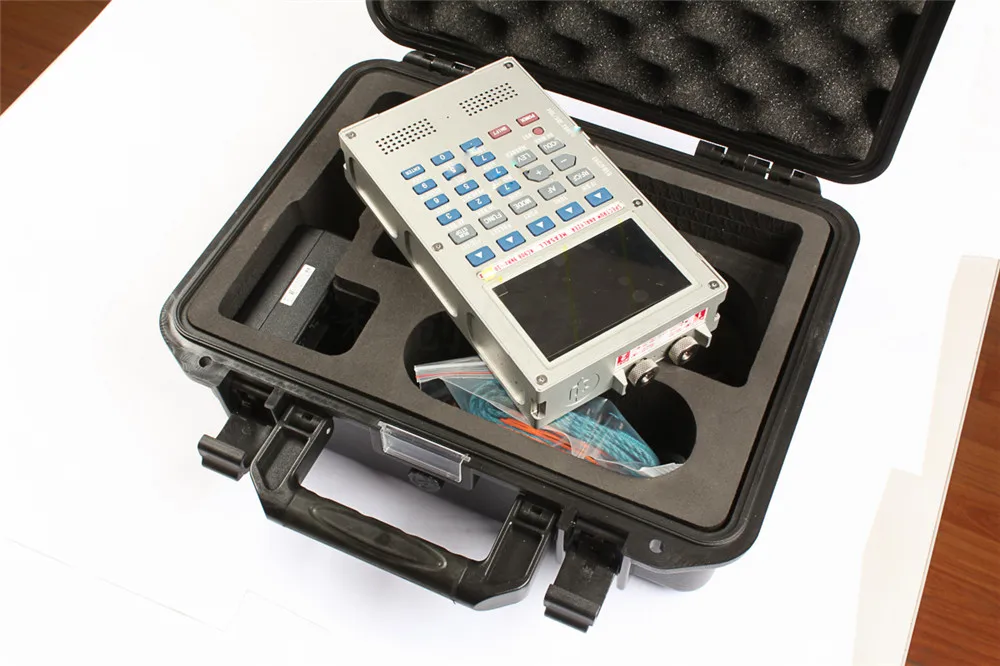 KC908 9kHz-10.8GHz real time spectrum analyzer