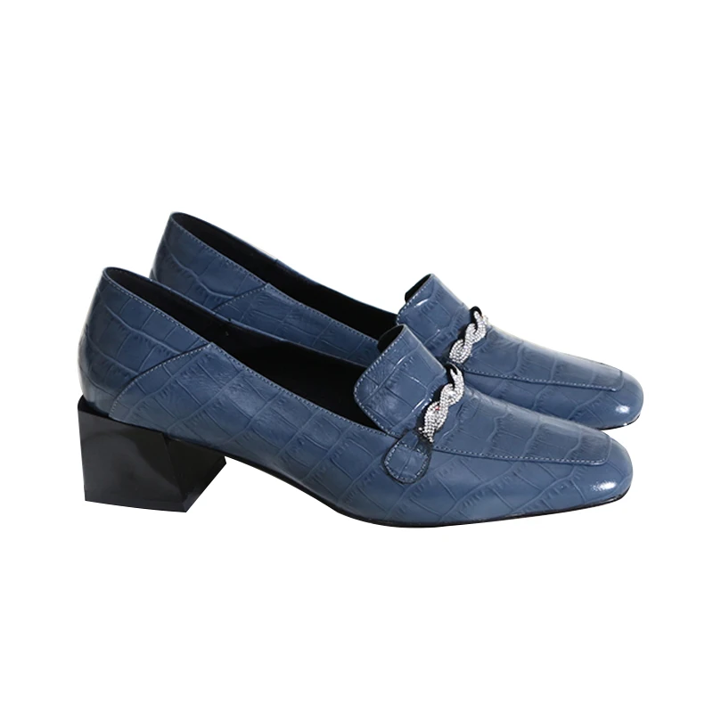 

2020 spring new thick heel shoes square head women's shoes simple OL fashion work shoes black chain patent leather high heels