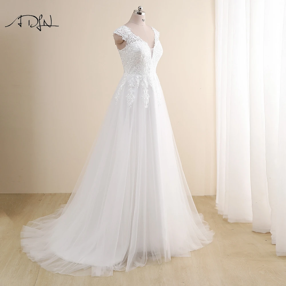 Modest V-neck Cap Sleeves Wedding Dresses Plus Size Customized A Line Bridal Gowns Tulle Lace Applique Robe De Mariee Customized 4
