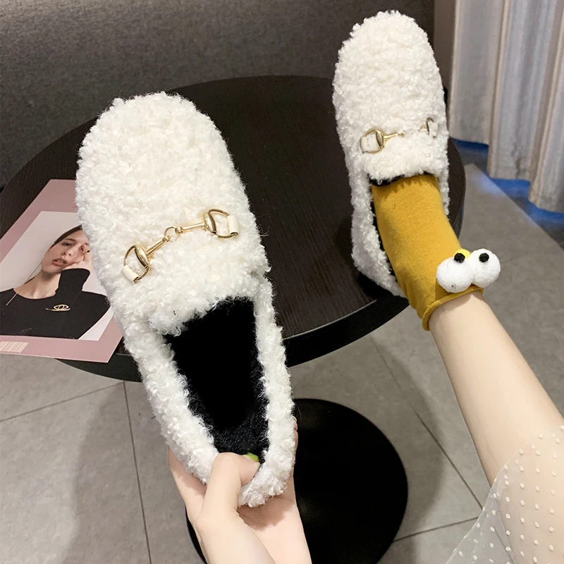 

New Warm Plush Winter Shoes Plus Size Women Shoes Loafers Solid Color Slip on Flat Shoes Woman Flats Metal Buckle Ladies Shoes