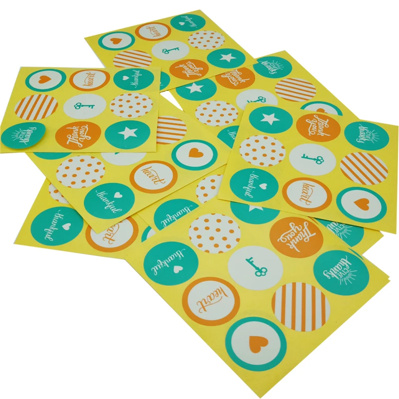 

90pcs/pack Green White Orange Three-color Round Self-adhesive Cake Packaging Sealing Stickers