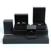 

Ring Pendant Bracelet Chain Stud Box High-grade Leather Paper Storage Jewelry Trinket Display Organizer Packaging Case Wholesale