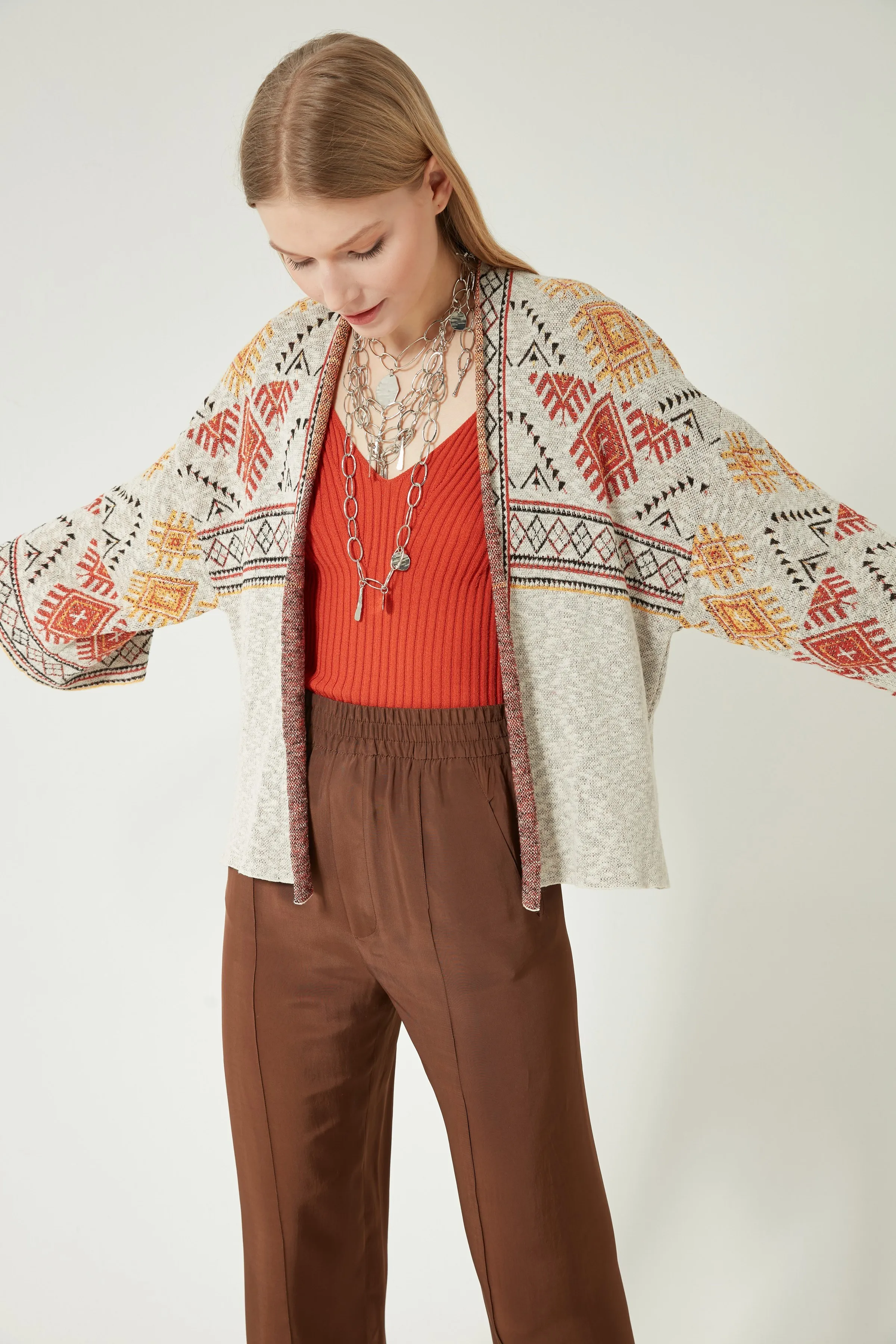

ETHNIC PATTERNED KNITWEAR CARDIGAN