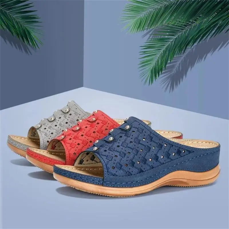 

2019 Women Summer Slippers Soft Home Beach Ladies Platform Shoes Open Toe Slides Slip-on Sandals Plus Size