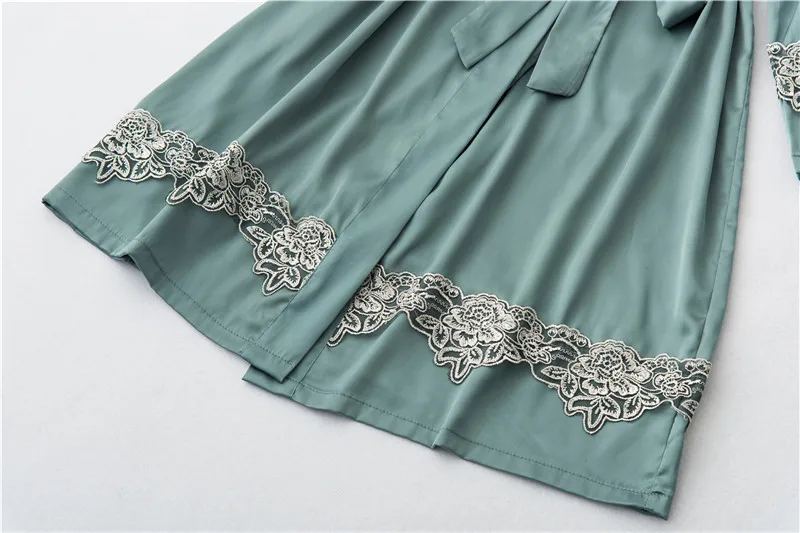 13019178862_1061836450