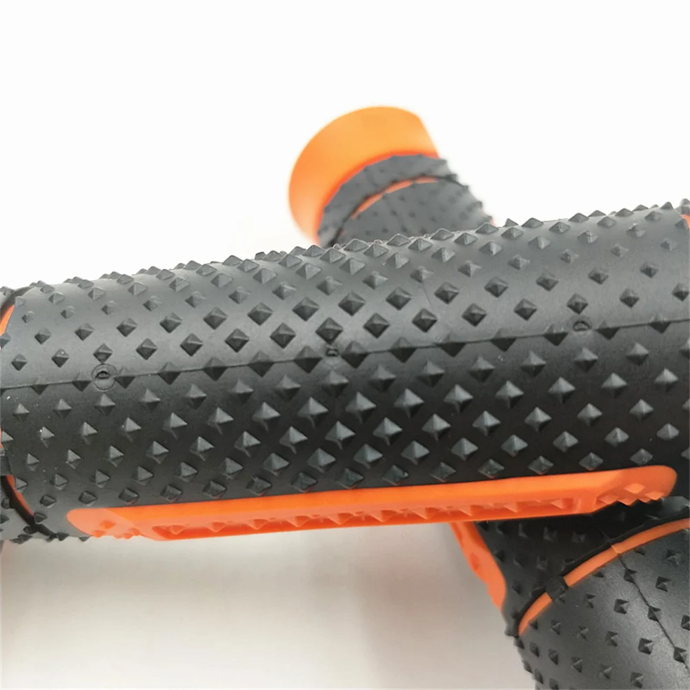 Poignee Bleu Paire De Poignées Moto Daytona GGDI-Base - Poignées - Guidons Et Poignées - Moto & Scooter Poignée Moto 22mm