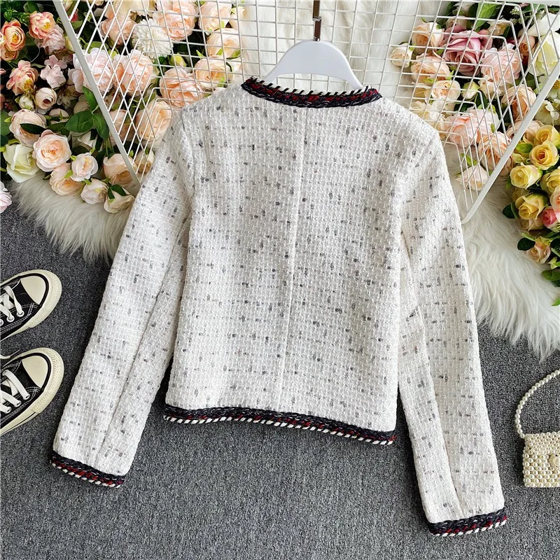 H040b01bb143546cd9d647a60905c3e8c9