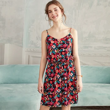 

Beautiful and colorful flowers New holiday style elastic waist romantic print dress