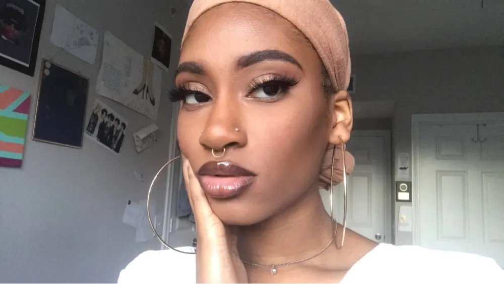 UTB8D265OBahduJk43Jaq6zM8FXaX