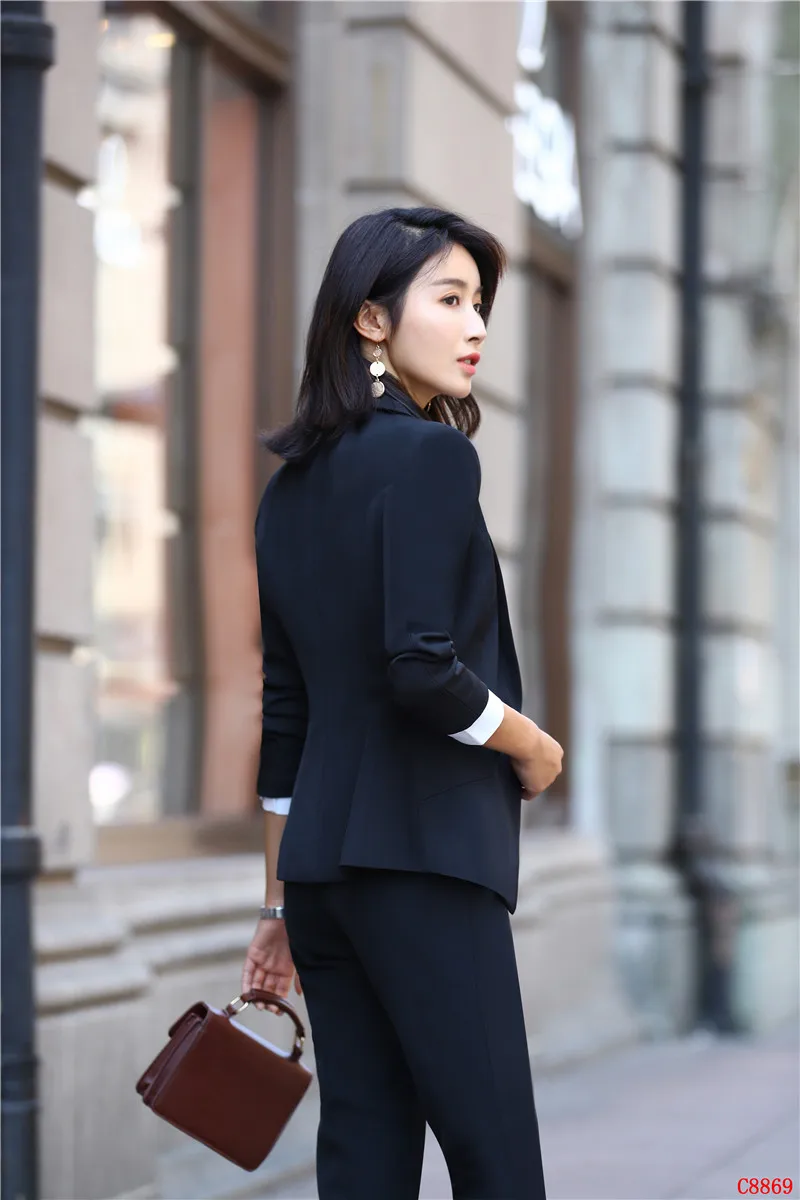 HTB1zBGSdjfguuRjy1zeq6z0KFXaJ