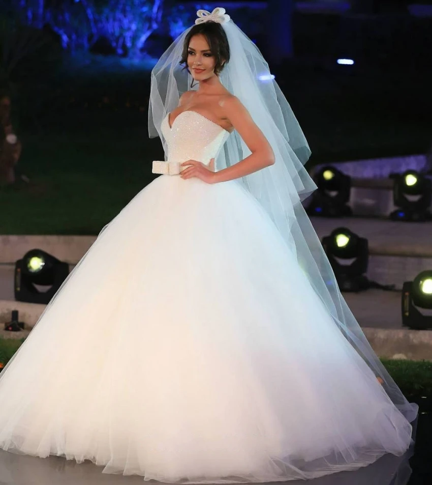 

Luxury Crystal Beaded White Ball Gown 2018 Princess Plus Size Country Western Brides Bridal gown mother of the bride dresses