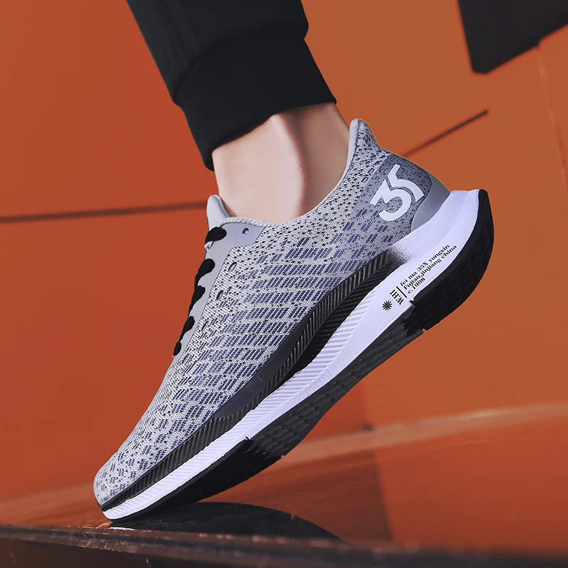 Spring Summer Men Running Shoes Light Weight Lace Up Men Sport Shoes Outdoor Walking Sneakers Men Gym trainers Big Size Footwear
