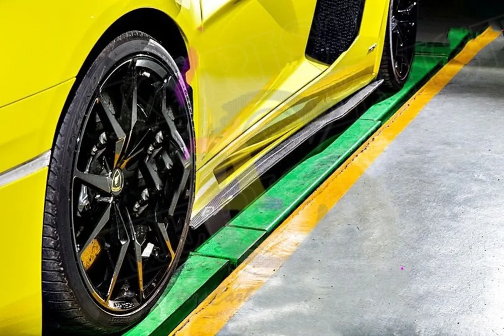 Боковые юбки из углеродного волокна подходят для Aventador LP7002011- удлинения поддона