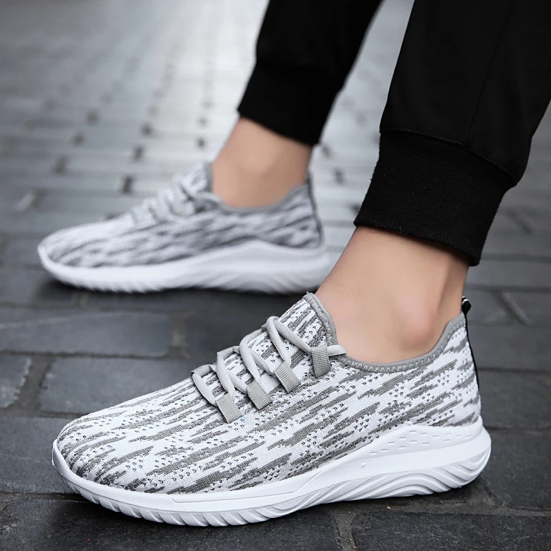 Fahsion Lightweight Outdoor Running Shoes For Men Breathable Mesh Lace-up Sport Sneakers Walking Jogging Athletic Footwear