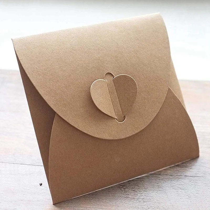 

100Pcs/Lot Retro Love Kraft Cd Dvd Sleeves Paper Envelopes with Heart Button for Wedding Party 13X13cm